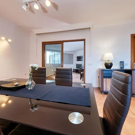 Casa Elin-shared Pool, Fast Wifi