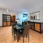 Casa Elin - Shared Pool By Lanzarote *